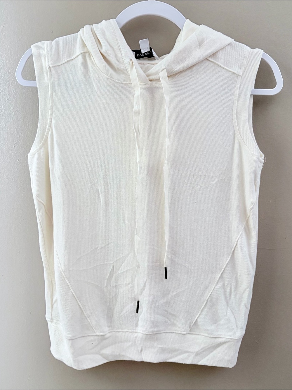 Evereve Zoey Rib Inset Sleeveless Hoodie Cream XS